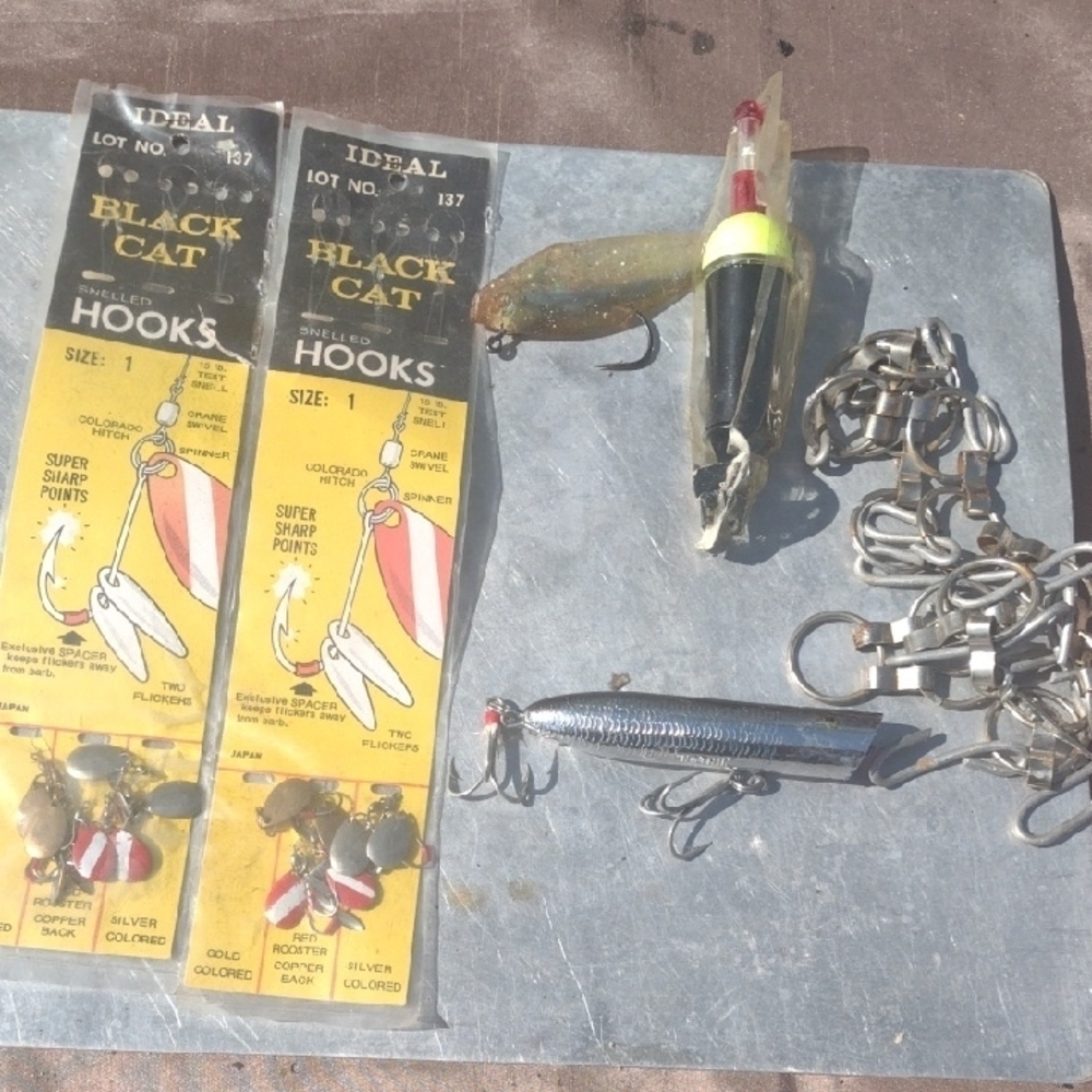 Fishing Lures and Hooks Set